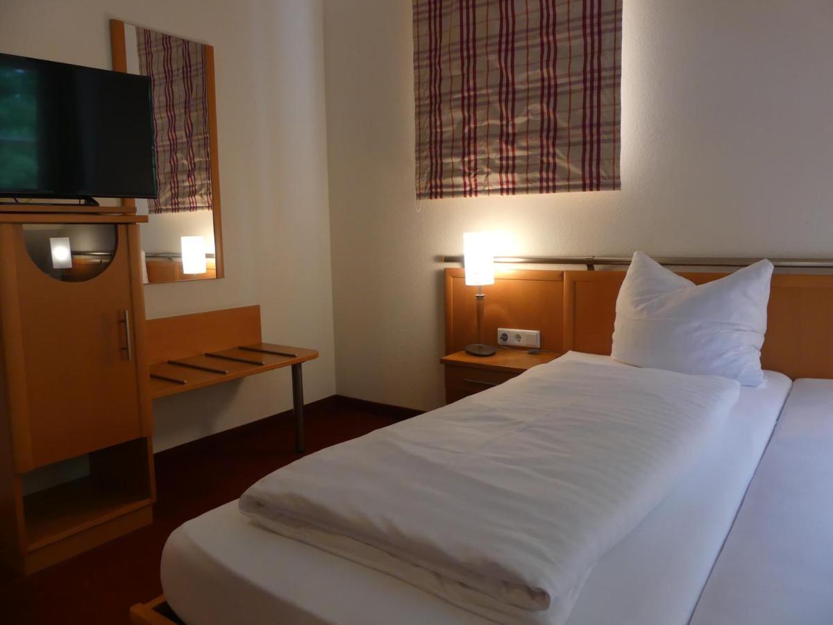 Landgasthaus Hotel Eggert Rheine Bagian luar foto